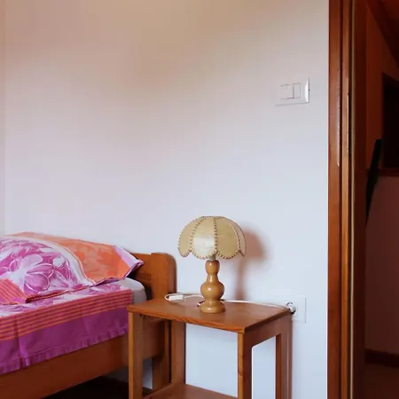 Haus Im Wald By Interhome Kmeti