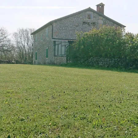 Haus Im Wald By Interhome Kmeti